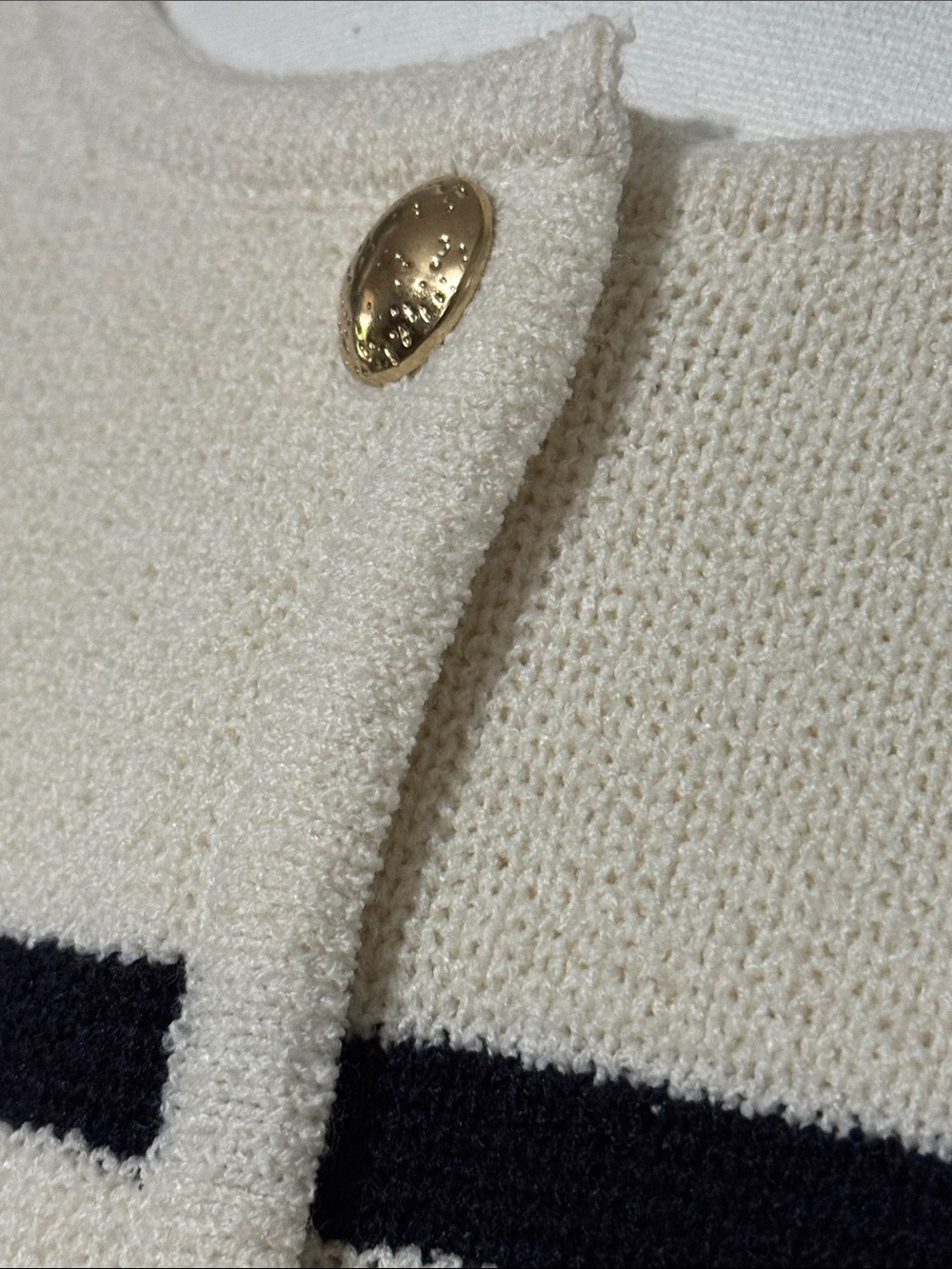 NWT H & M Knit Cardigan-Cream/Black Striped-Gold Toned Buttons-Poly Blend-Sz M - Picture 4 of 15